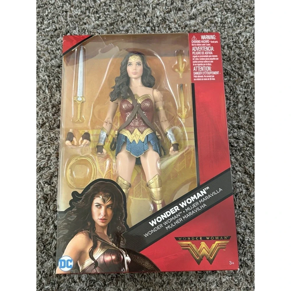 Wonder Woman Gal Gadot 12